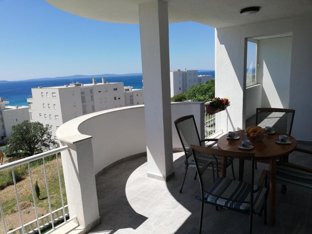 Sea View Reno W/garage Leilighet
