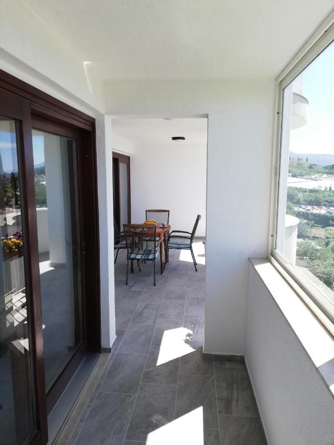 Leilighet Sea View Reno W/garage Split